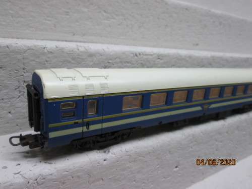 HO SCALE - LIMA SAR - BLUE TRAIN COACH - LOT 9 BB