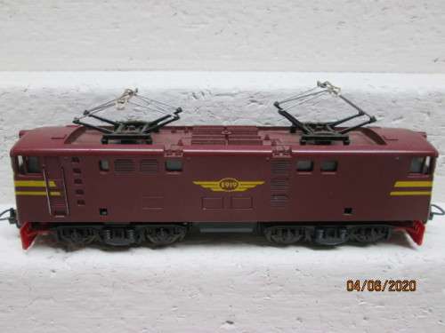 HO SCALE - LIMA SAR -BROWN 5E ELECTRIC LOCOMOTIVE - BOXED  - LOT 19 BB