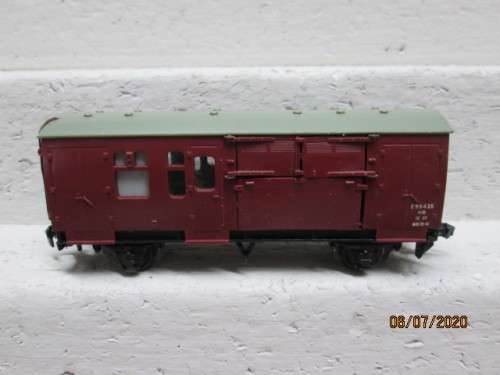 OO SCALE : HORNBY DUBLO HORSEBOX WAGON - LOT 239BB