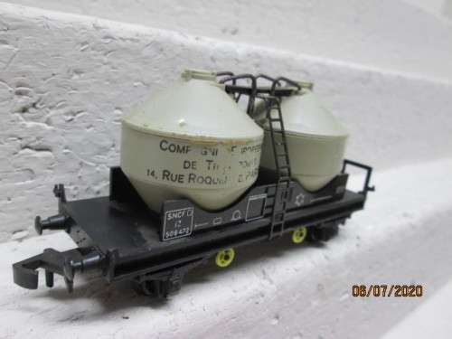 OO SCALE : HORNBY ECHO TWIN TANKER WAGON - LOT 251BB