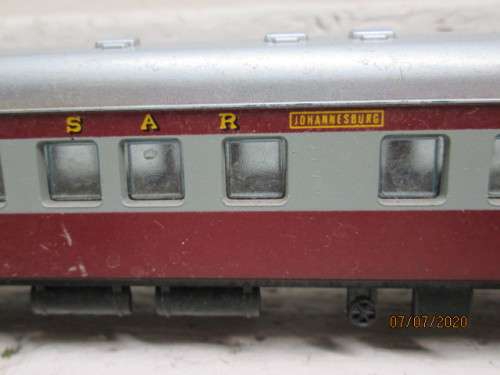 HO SCALE : LIMA SAR TRANS KAROO FIRST CLASS COACH (BOXED) - LOT 349BB
