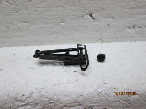 HO SCALE : BRASS SINGLE ARM PANTEGRAPH - LOT 461BB