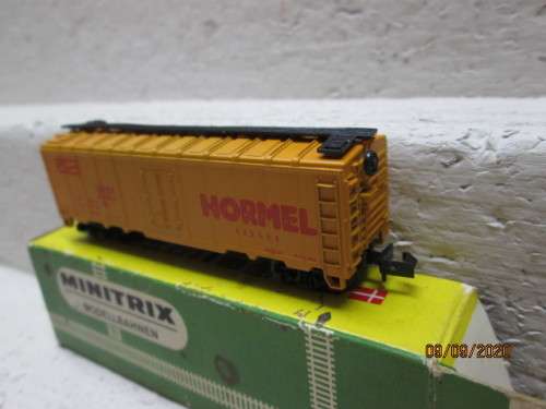 N SCALE: MINITRIX : HORMEL BOX CAR - BOXED