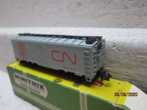 N SCALE: MINITRIX : CN BOX CAR - BOXED