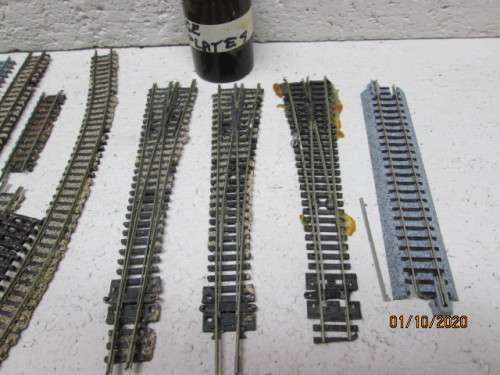N SCALE :  VARIOUS TRACK AND POINTS