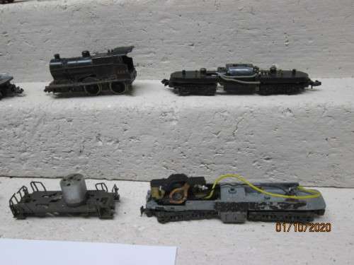 N SCALE :  LARGE SCRAP YARD