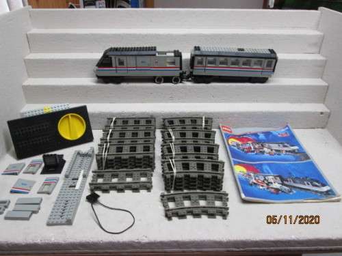 LEGO METROLINER AMTRAK TRAIN SET
