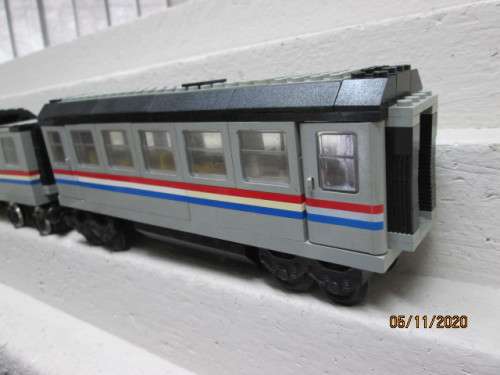 LEGO METROLINER AMTRAK TRAIN SET