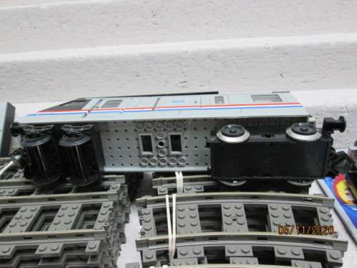 LEGO METROLINER AMTRAK TRAIN SET