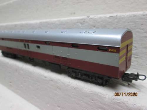 HO SCALE : LIMA SAR : TRANSKAROO BAGGAGE CAR - BOXED