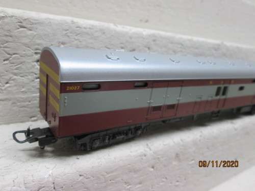 HO SCALE : LIMA SAR : TRANSKAROO BAGGAGE CAR - BOXED