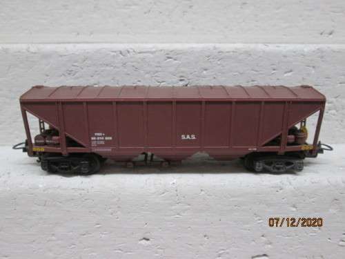HO SCALE : LIMA SAR : FGD GRAIN WAGON