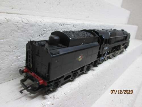 OO SCALE : HORNBY : 2-10-0 STEAM LOCOMOTIVE