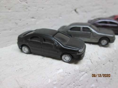 HO SCALE : ENTRY LEVEL CARS X5