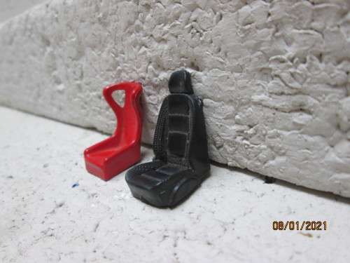 X2 SEATS FOR MODEL CAR