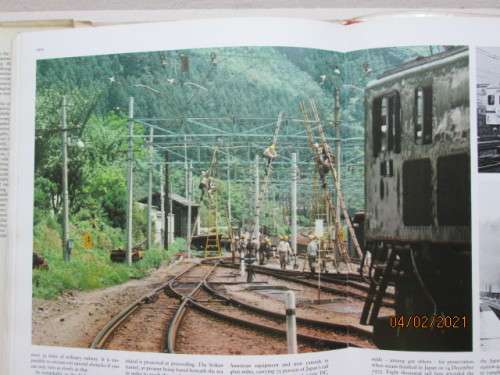 REDUCED TO CLEAR : HARD COVER BOOK : ATLAS OF THE WORLD`S RAILWAYS - INCLUDES SOME OF SOUTH AFRICA