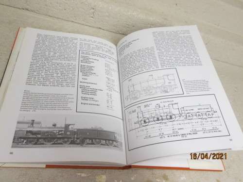 HARD COVER BOOK : STROUDLEY LOCOMOTIVES