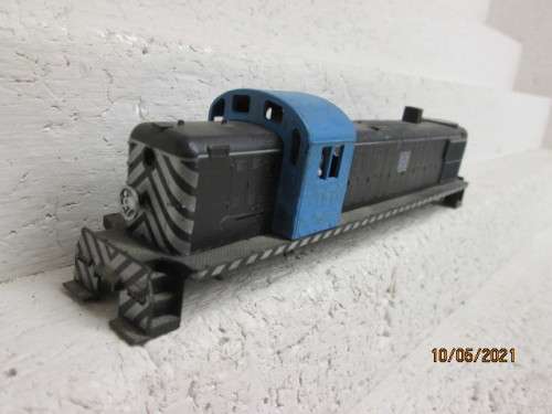 HO SCALE : ATHEARN : RS SANTE FE DIESEL BODY ONLY