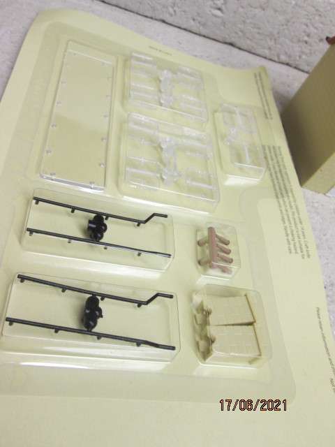 OO SCALE : RAILWAY BUILDING