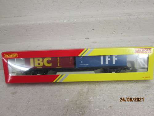 OO SCALE : HORNBY : CONTAINER WAGON -BOXED