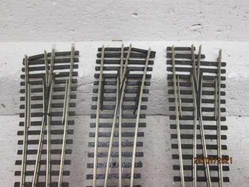 HO / OO SCALE : PECO : X3 POINTS