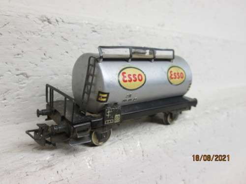 HO SCALE : MARLKIN : ESSO TANKER