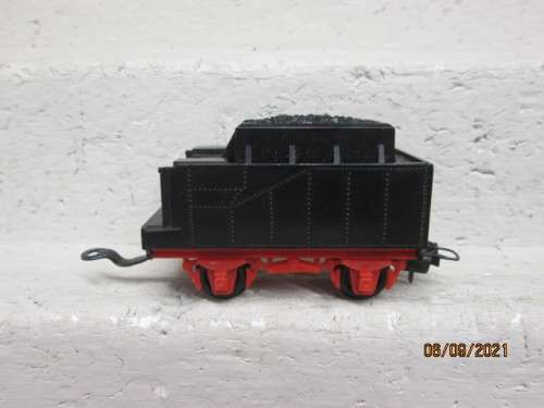 HO SCALE : LIMA : 2 AXLE COAL TENDER