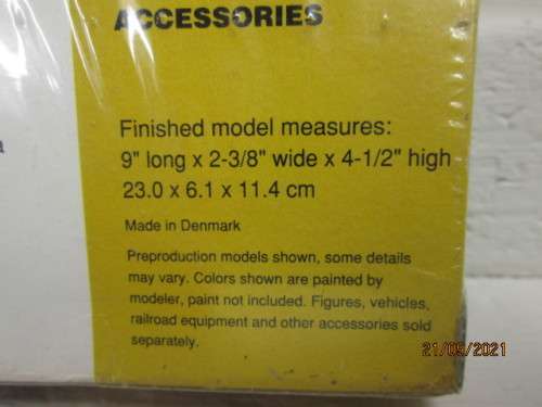 N SCALE : WALTHERS SUNRISE FEED MILL BUILDING KIT - BOXED