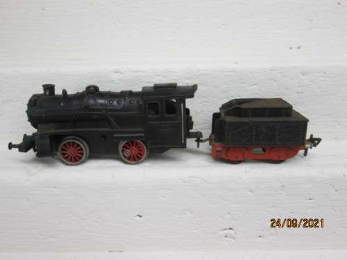 HO SCALE : FLEISCHMANN : 0-4-0 STEAM LOCOMOTIVE