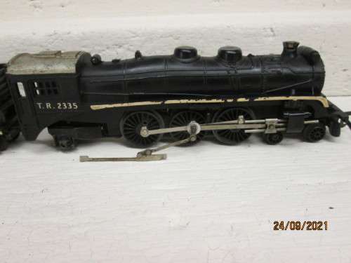 OO SCALE : TRIANG : 4-6-2 STEAM LOCOMOTIVE