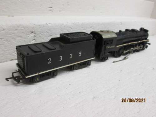 OO SCALE : TRIANG : 4-6-2 STEAM LOCOMOTIVE