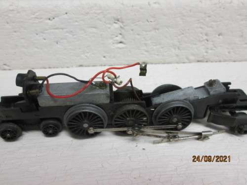 OO SCALE : TRIANG : 4-6-2 STEAM LOCOMOTIVE - NO TENDER
