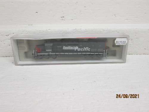 N SCALE : INTERMOUNTAIN SD40T-2 DIESEL LOCOMOTIVE - BOXED