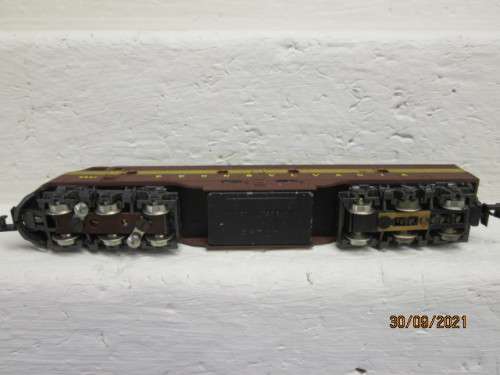 N SCALE : ATLAS : E8 PENNSYLVANIA DIESEL LOCOMOTIVE - BOXED