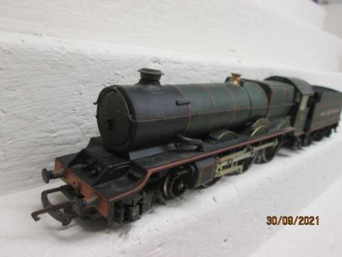 OO SCALE : HORNBY 4-6-0 GREAT WESTERN STEAM LOCOMOTIVE