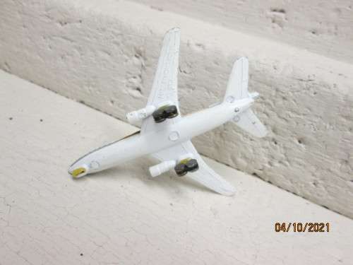 DIECAST : AEROPLANE : PAN AM DC 10