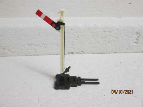 OO SCALE : HORNBY : SINGLE ARM RAIL SIGNAL