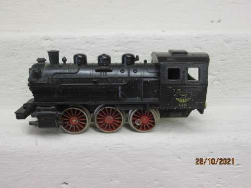 HO SCALE : FLEISCHMANN : 0-6-0 STEAM LOCOMOTIVE