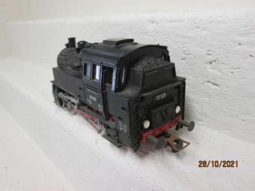 HO SCALE : ROCO :  0-6-0 DB STEAM LOCOMOTIVE