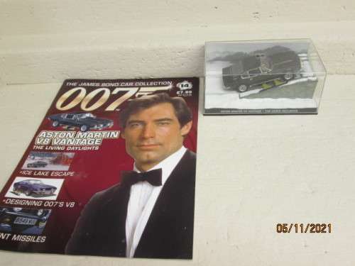 THE JAMES BOND CAR COLLECTION : MODEL + MAG -  NO.14 - ASTON  MARTIN V8 VANTAGE - THE LIVING DAYLIGH