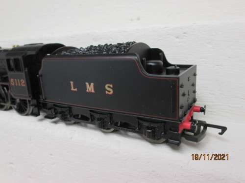 OO SCALE : HORNBY :  LMS CLASS 5 STEAM LOCOMOTIVE - BOXED