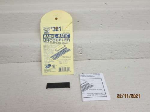HO SCALE : KADEE MAGNE-MATIC UNCOUPLER (ONLY 1)