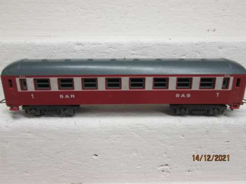 HO SCALE : LIMA SAR : ORANGE EXPRESS COACH