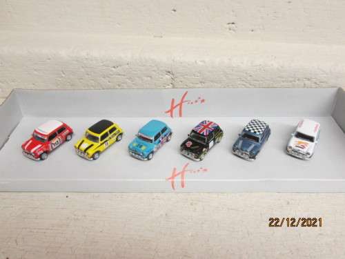 OO SCALE : HAMLEYS : RACING MINI SET OF SIX - BOXED