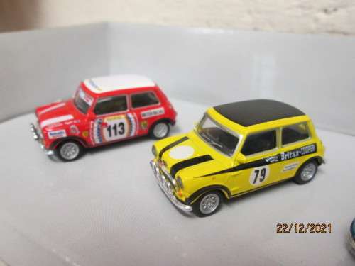 OO SCALE : HAMLEYS : RACING MINI SET OF SIX - BOXED