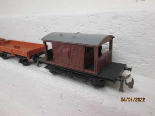 HO SCALE : JOUEF : GOODS WAGONS - X4