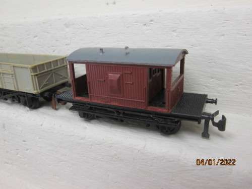 HO SCALE : JOUEF : GOODS WAGONS - X4
