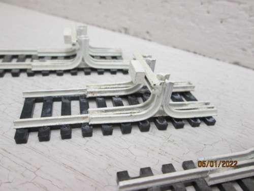 HO SCALE : SAR : STOP BLOCKS - X3