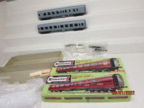 OO SCALE : KITMASTER : X2 COACHES - BOXED