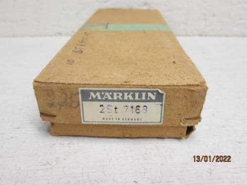 HO SCALE : MARKLIN : X2 M TRACK : METAL STRAIGHT BRIDGE - BOXED